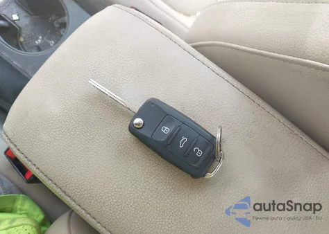 2014 Volkswagen Jetta 1.8T Se z USA, uszkodzony, nr VIN 3VWD07AJ8EM296243